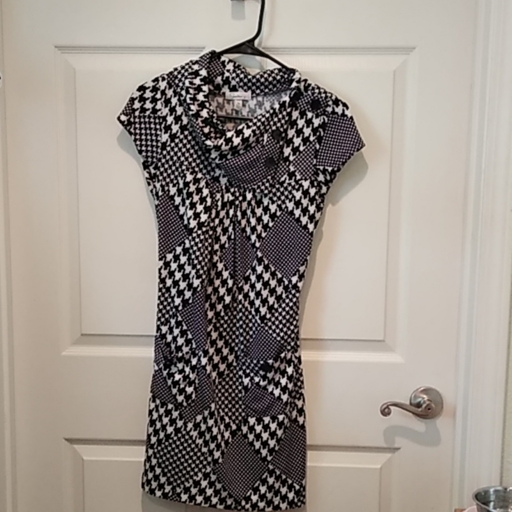 Speckles B&W Houndstooth Dress